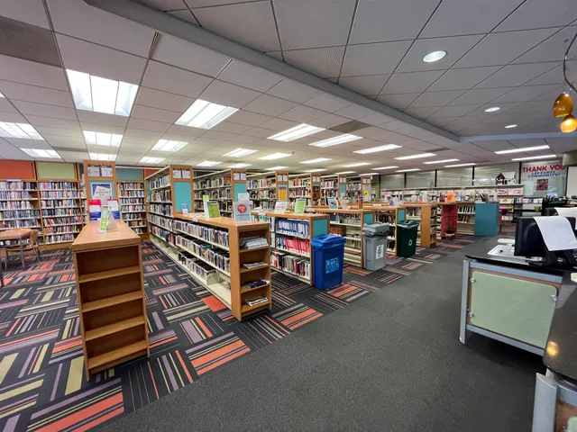 Queens Public Library at Lefferts