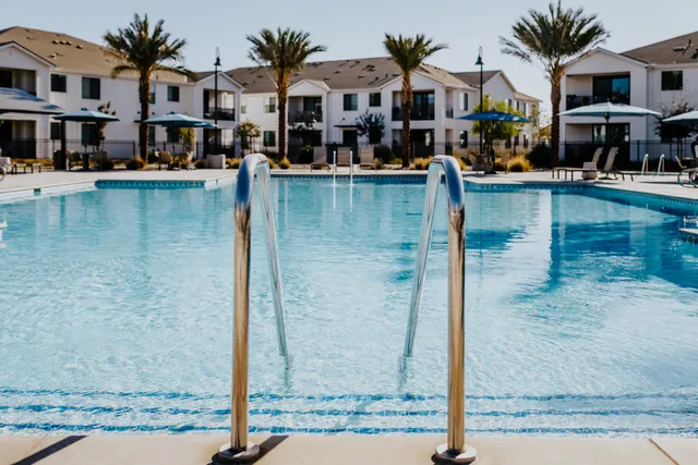 Park West at Stockdale River Ranch