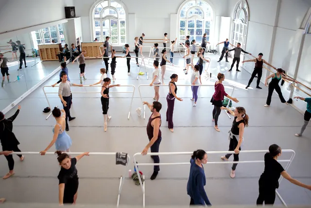 Alonzo King LINES Ballet