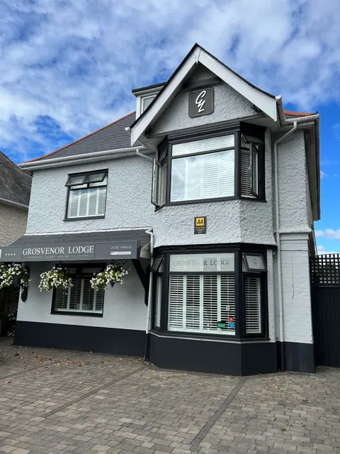 Grosvenor Lodge