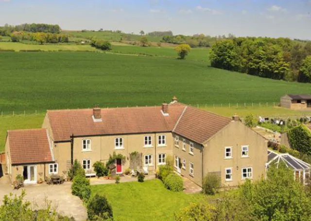 Elmfield House Bed & Breakfast and Holiday Cottage