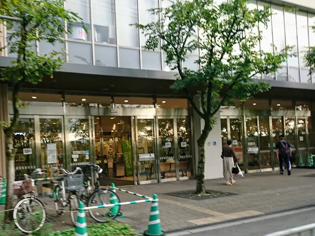 Rakuhoku HANKYU SQUARE