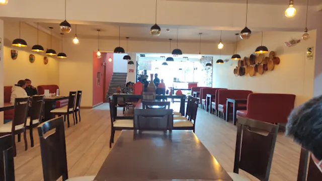 Sabores Peruanos Huancayo