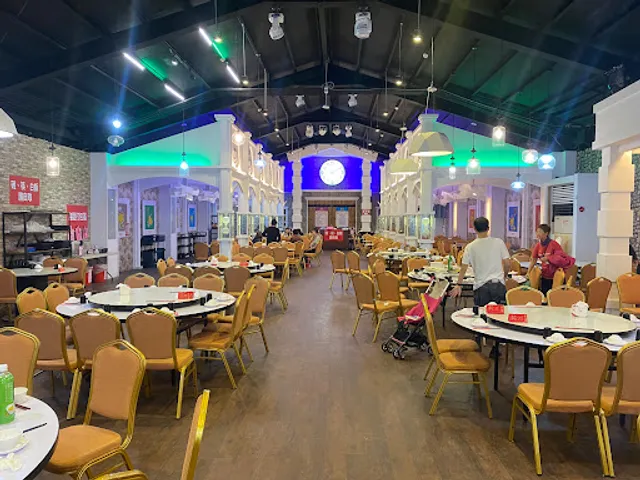 皇家花園餐廳-礁溪親子餐廳|動物互動餐廳|必吃烤雞|烤雞推薦|動物友善餐廳|親子聚會餐廳|在地推薦烤雞|聚會餐廳