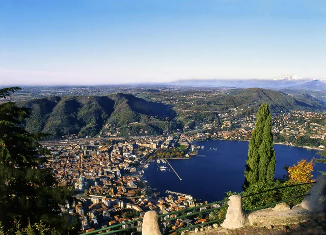 Ricky apartment Como