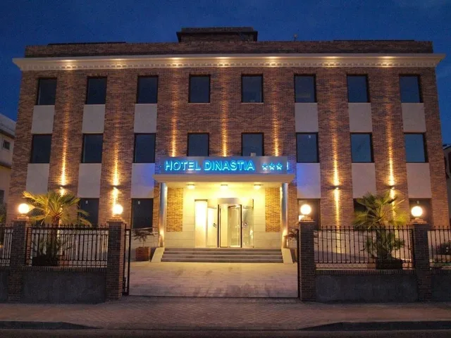 Hotel Dinastia