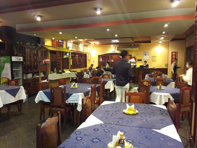 Restaurante Sukiyaki