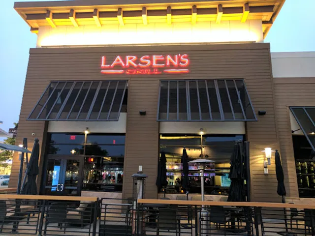 Larsen's Grill -- Oxnard