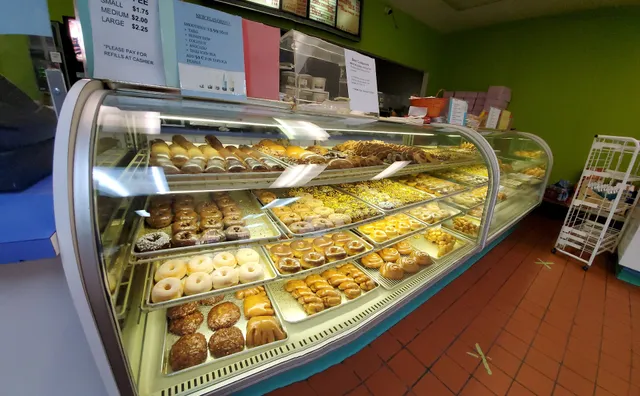 Alhambra Donut & Deli