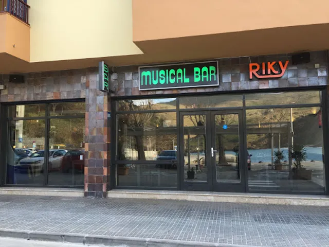 Bar Restaurant Riky