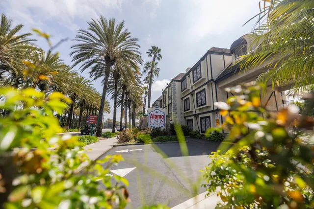 Alamo Inn and Suites