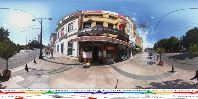 Tarihi Sultanahmet Köftecisi Selim Usta