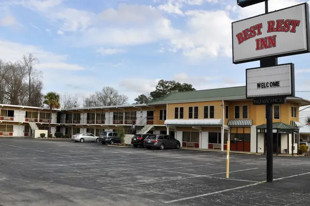 Best Rest Inn