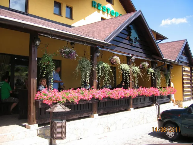 Restoran i prenoćište Borova glava