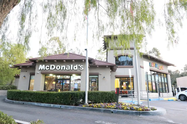 Northpark Village Square