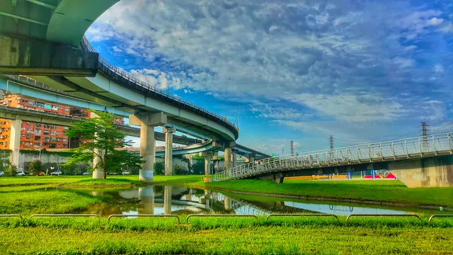 Shuangyuan Riverside Park