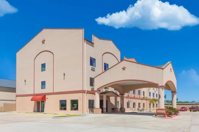 Days Inn by Wyndham Kemah