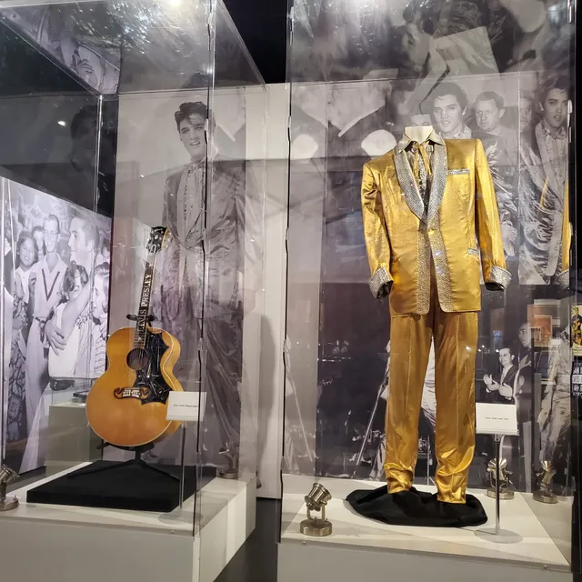 Elvis Presley’s Memphis Museum