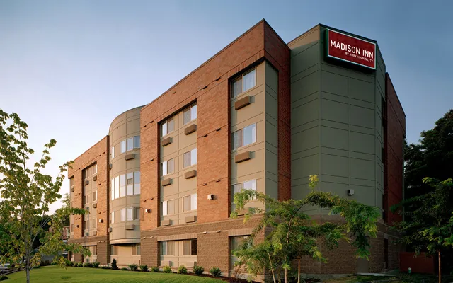 Madison Inn | Hospital District Spokane