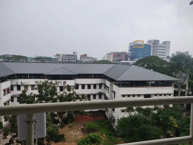 Maharaja's College Men's Hostel