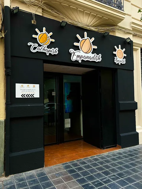 Empanadish Valencia