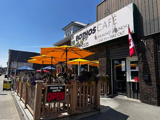 Pothos Café Breakfast & Lunch