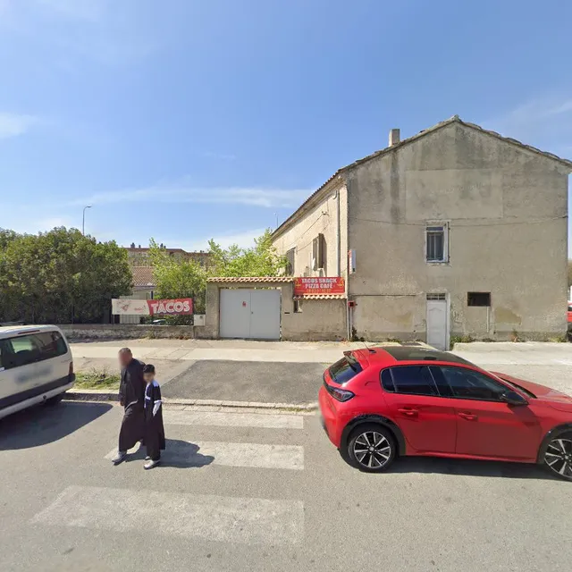 Tacos Snack Pizza Café