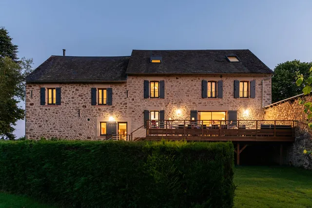 Co-Gîte A Condat - Gîte de grande capacité