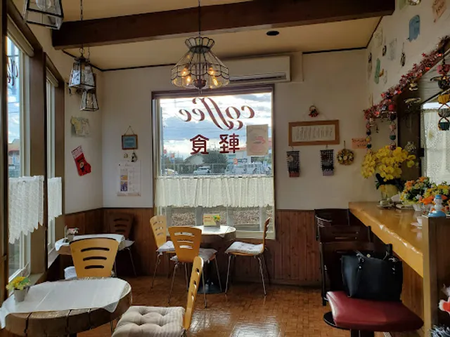 喫茶ピア・チェーレ