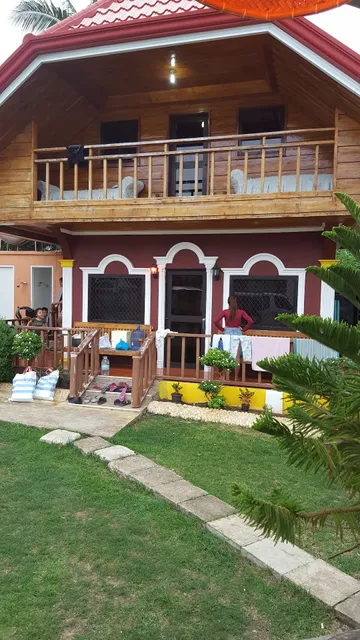 Sonny Lyn Guest House