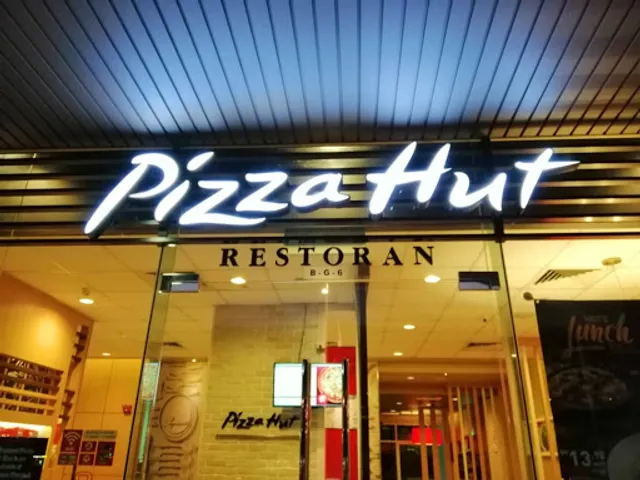 Pizza Hut Restaurant Tanjung Tokong