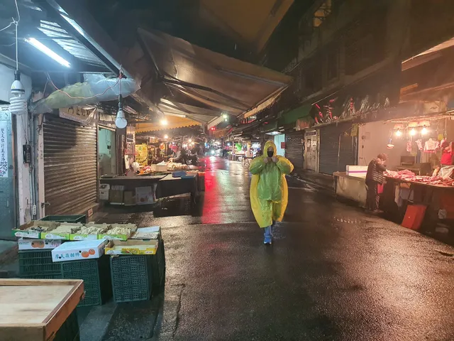 Tiangong Miao Market