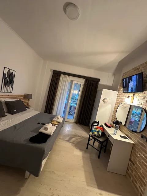 Summerscape studios and apartments