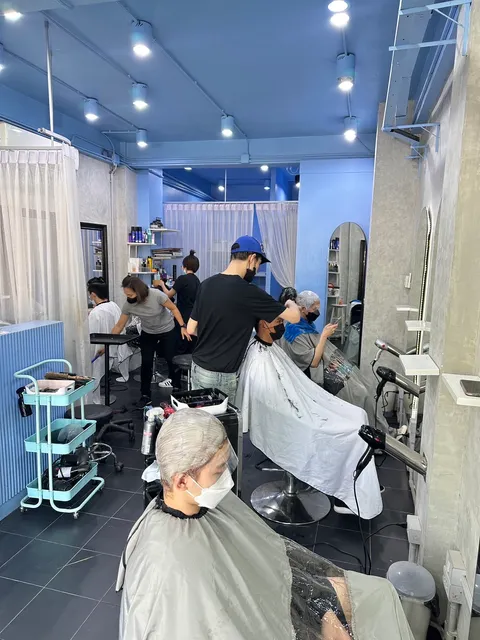 Circut Hair Salon