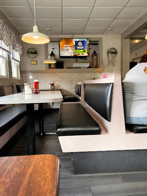 L.B.'s Family Restaurant