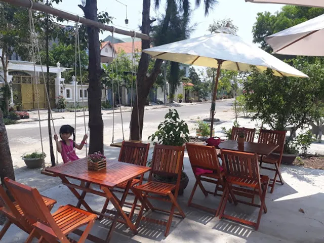 Dilian Yogurt and Juice