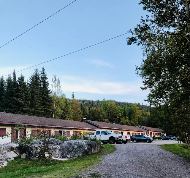 The Coach House Motel