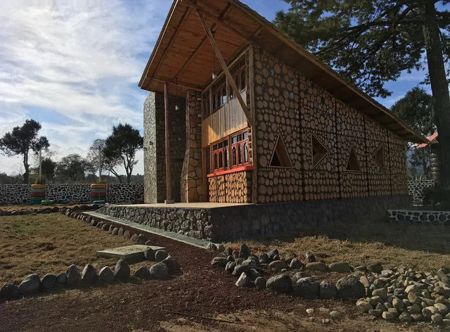 RANCHO LOS ALEBRIJES ZACATLAN SC