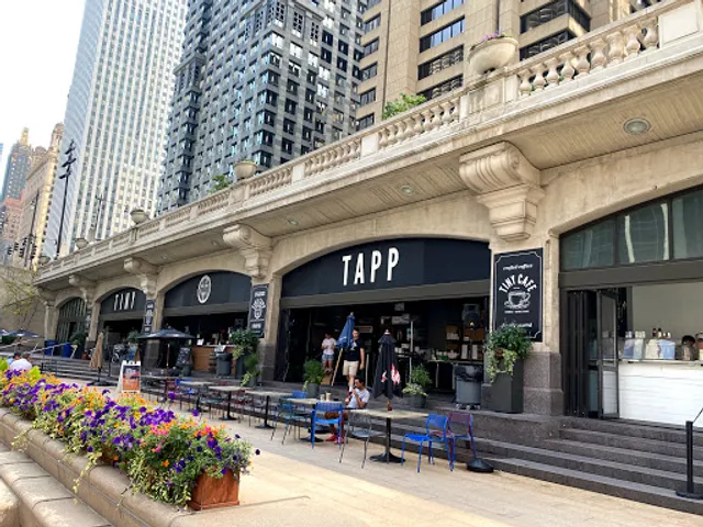 Tiny Tapp & Tiny Café