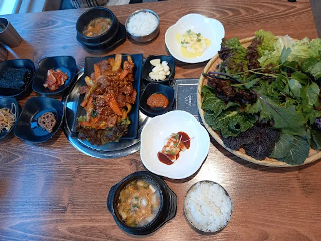 쌍문동 고깃집 쌈밥정식