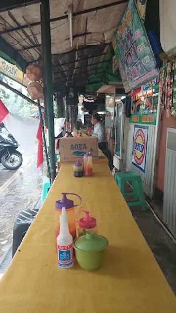 Bakso Kumis Lapangan Blok S