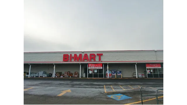 Bi-Mart Membership Discount Stores