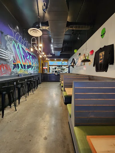 Streats St. Albert Kitchen