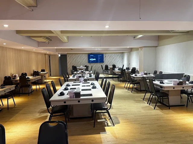 立馬吃一鍋。有機水產火鍋專賣 E.Ma Hot Pot 台中三民店