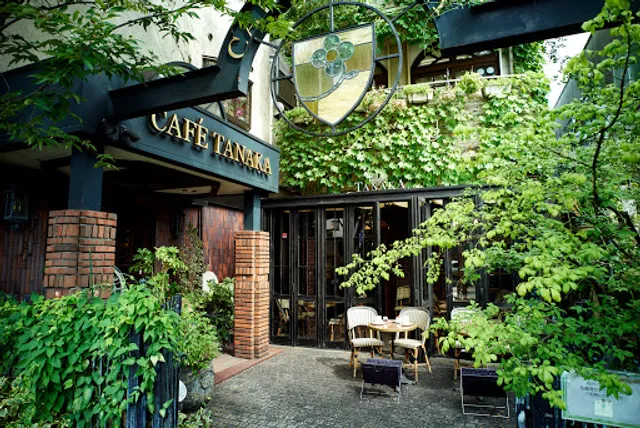 CAFÉ TANAKA