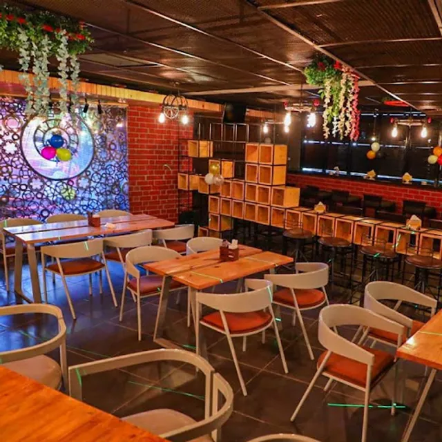 Bottom's Up Restobar - Marathahalli