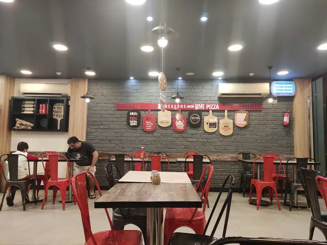 Pizza Hut | Pimple Saudagar