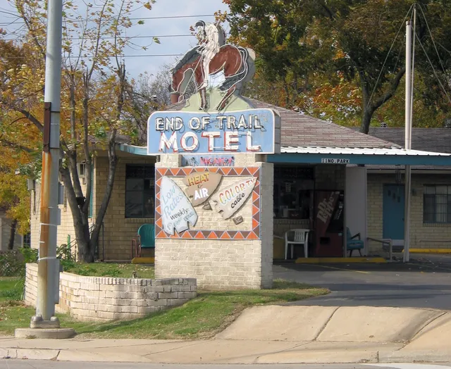 End of Trail Motel