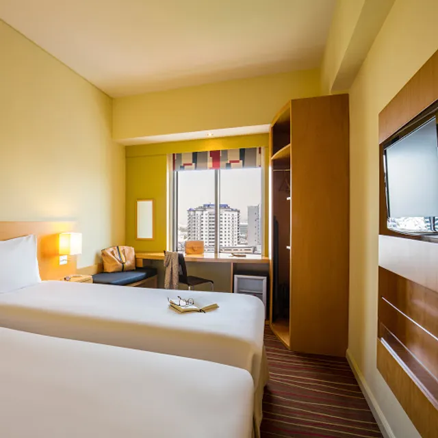 ibis Dubai Al Rigga