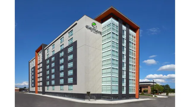 Element Toronto Airport